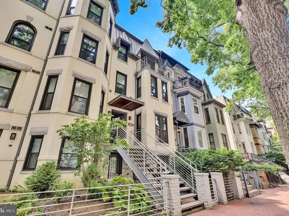 1124 25th St NW APT 203, Washington, DC 20037
