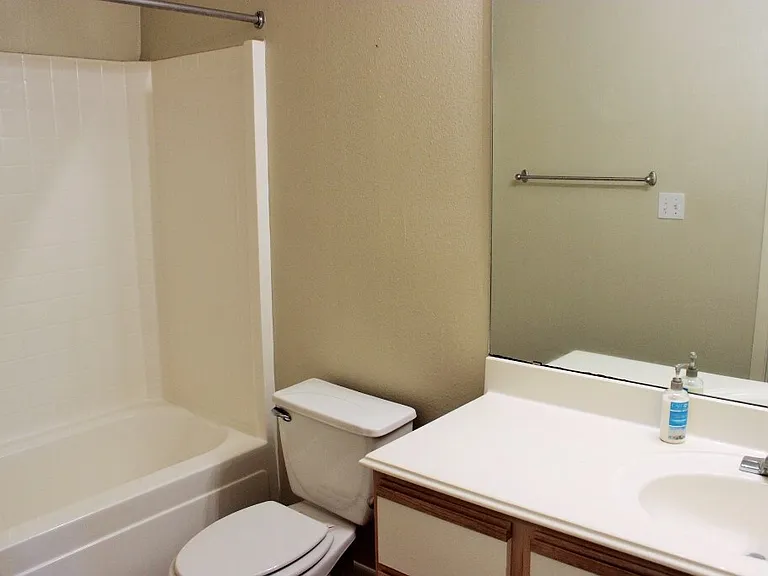 347 Stone Hill Dr #4 — Photo 6