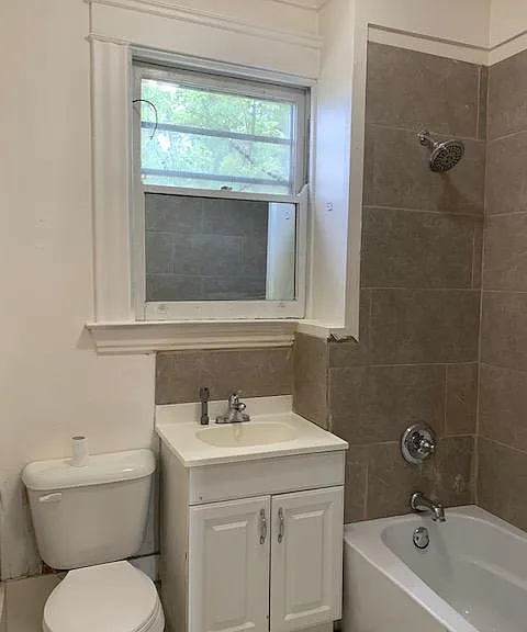 2954 W McMicken Ave — Photo 16