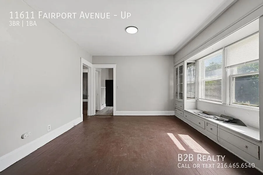 Charming 3-Bedroom Property In Prime Location | Move-In Special: 50% Off On 2nd Month's Rent — Photo 2