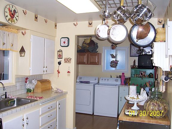 Kitchen looking from dinning door.