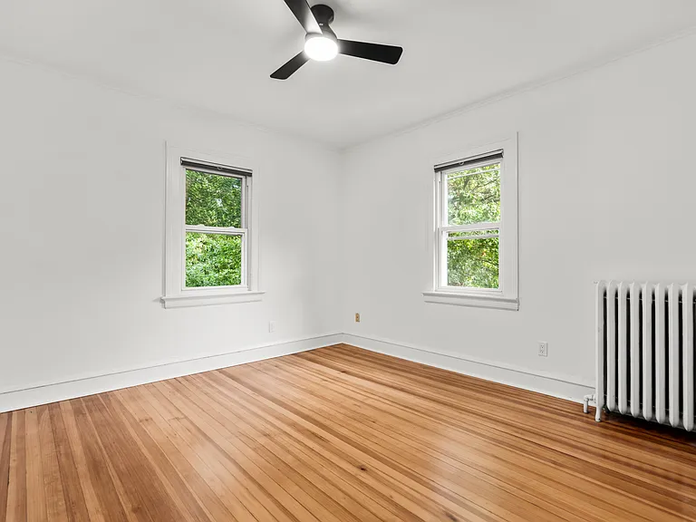 152 Maplewood Ave #2B — Photo 10