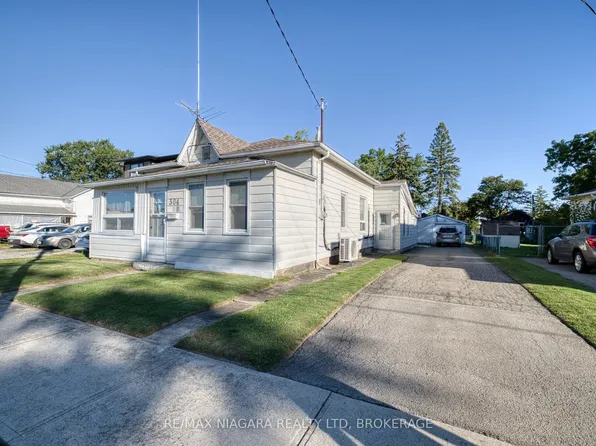 304 Jarvis St, Fort Erie, ON L2A 2S8