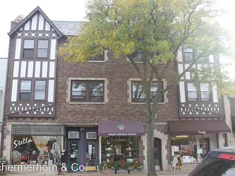 2116-18 Central St — Photo 2
