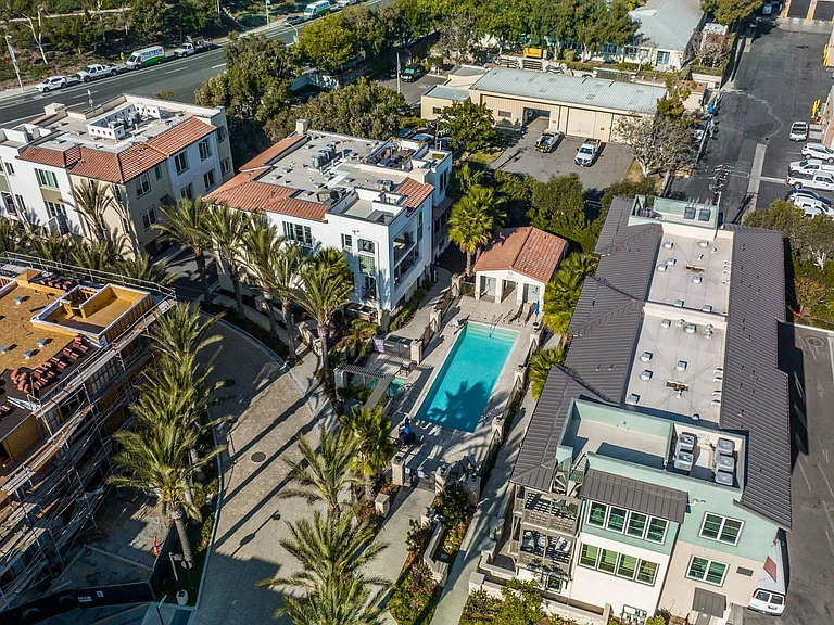 3201 Doheny Way — Photo 41