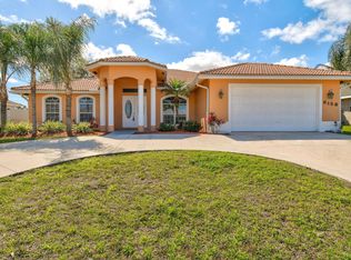6128 NW Ginger Ln, Port Saint Lucie, FL 34986