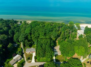 5043 Maranatha Dr, Muskegon, MI 49441