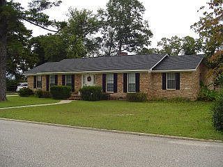 1st image of 2104 Wildwood Dr