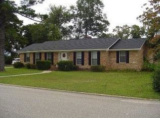 2104 Wildwood Dr, Brewton, AL 36426