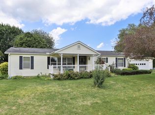 1002 Rainbow Dr, Monticello, IN 47960