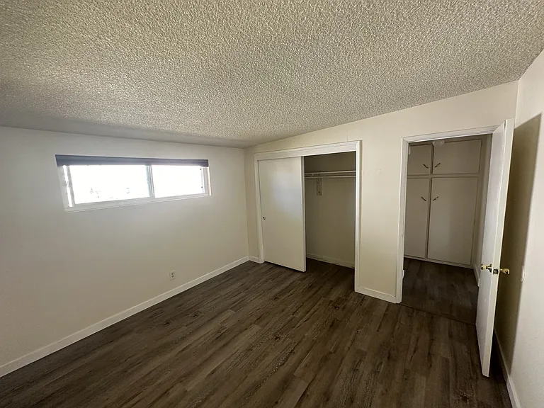 717 S Cedros Ave — Photo 7