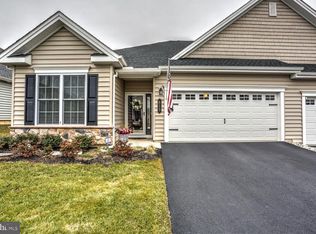 615 Allegiance Dr, Lititz, PA 17543