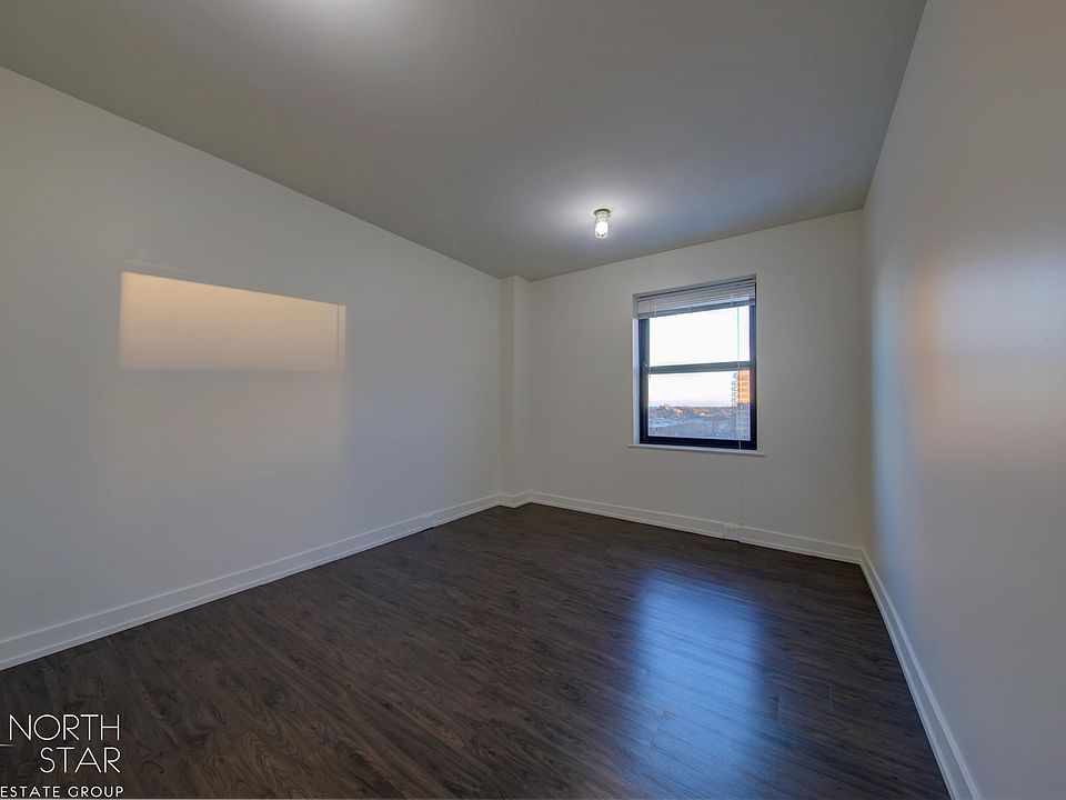 1st image of 1021 W Lawrence Ave #526