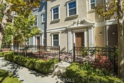 1422 Mayfield Way Photo 1