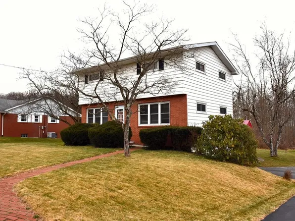 504 Cole Dr, Meadville, PA 16335