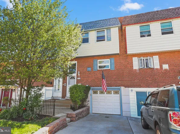 3685 Whitehall Ln, Philadelphia, PA 19114