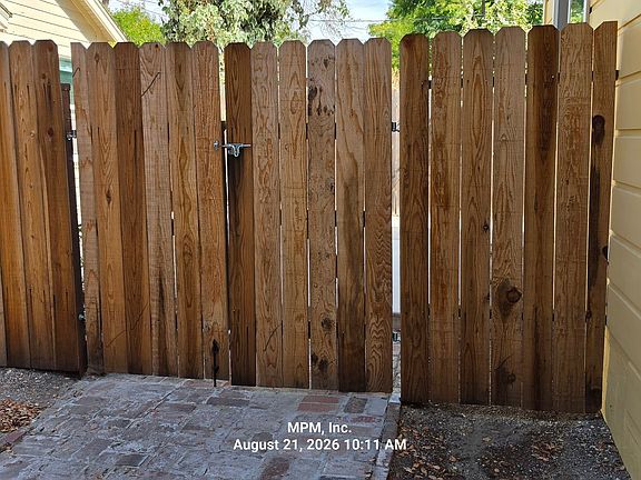 2nd image of 1533 Vine St