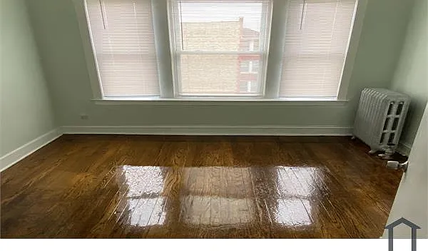2 bed, 1000 sqft, $1,600 — Photo 3