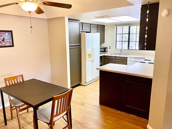 5th image of 1905 E UNIVERSITY Drive #K155
