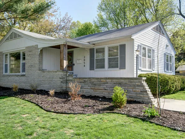 2058 S Dollison Avenue, Springfield, MO 65807