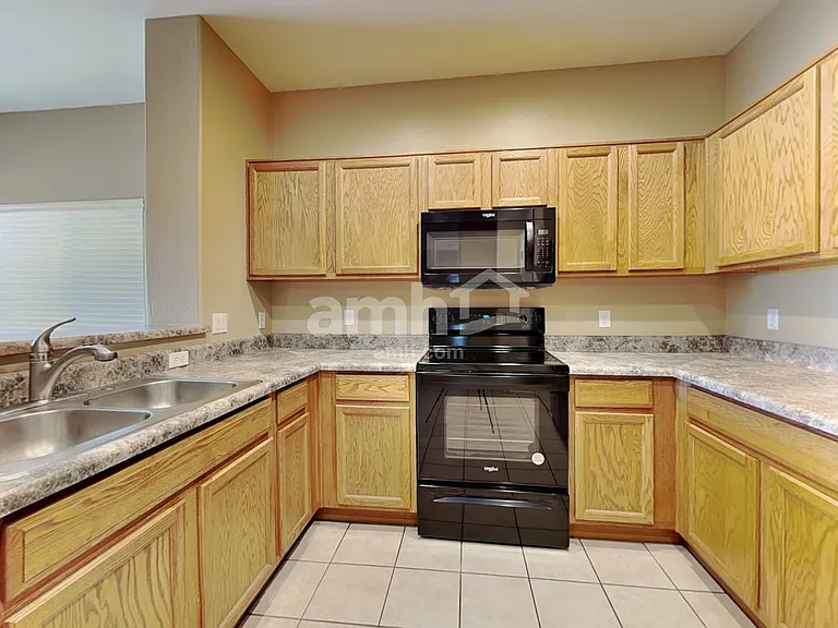 2567 W Amber Sun Dr — Photo 3