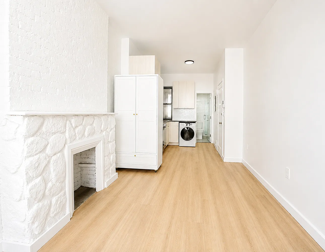 446 West 55th Street — Photo 2