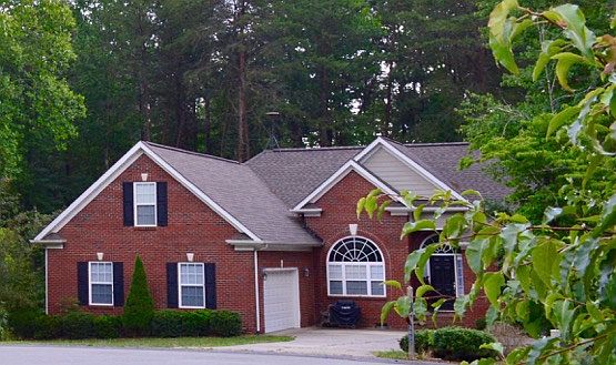 Beautiful neighboring homes