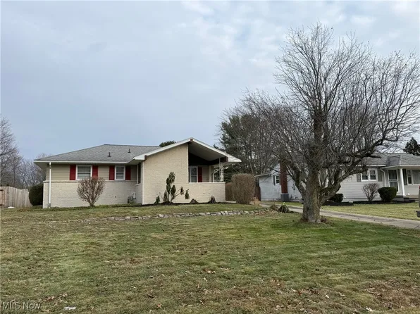 285 Aldrich Rd, Youngstown, OH 44515