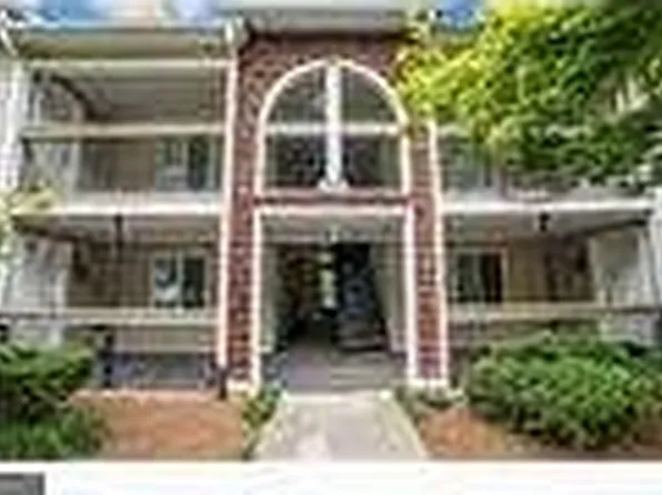 563 Emory Oaks Way, Decatur, GA 30033