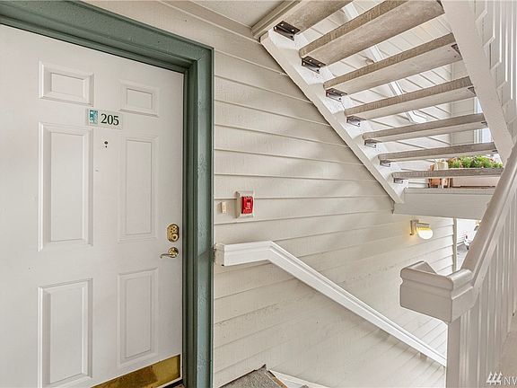 3rd image of 5620 14th Dr W APT 205