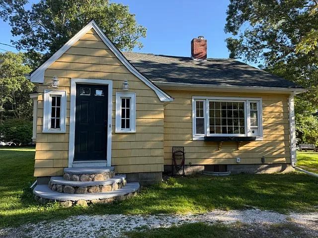 483 Old Westport Rd