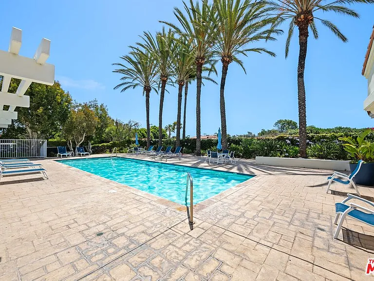 6475 Zuma View Pl #133 — Photo 48