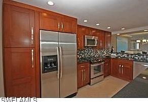 1st image of 320 Seaview Ct #2901