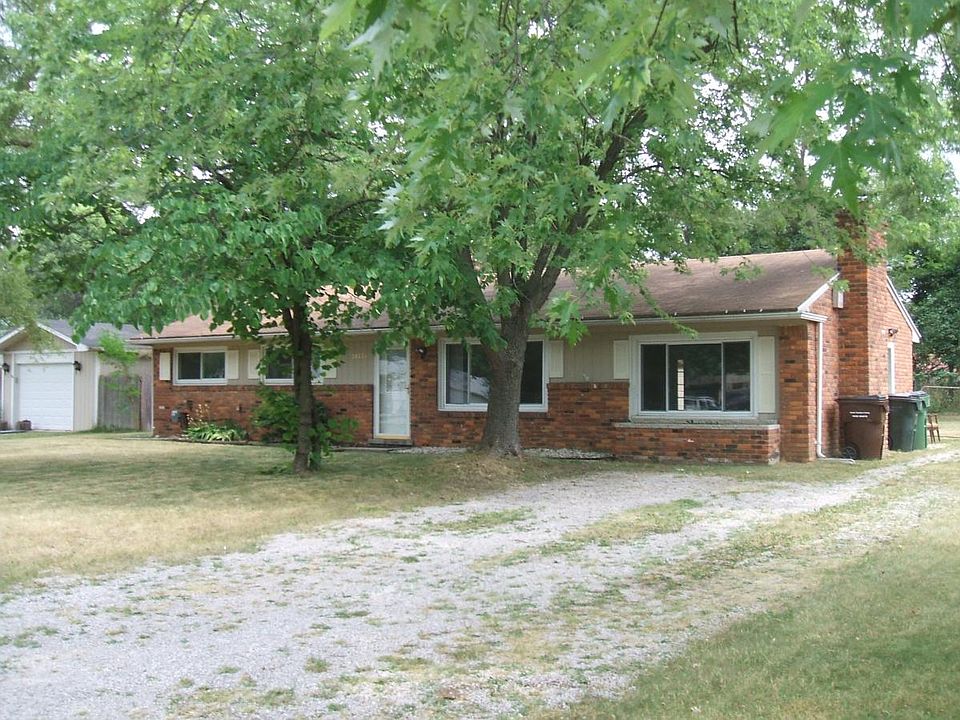 2nd image of 50928 Dartmoor Dr
