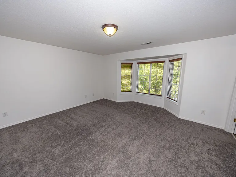 618 NW 27th Ave — Photo 15