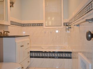 11 Woodbine St FLOOR 1, Yonkers, NY 10704