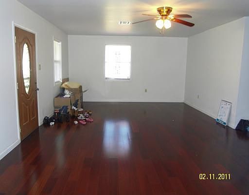 4th image of 1605 King Dr