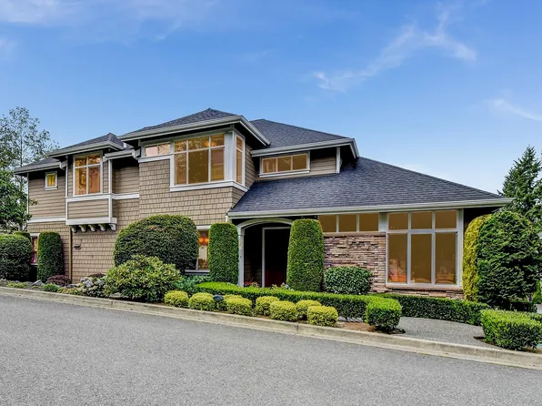 16022 SE 45th Pl, Issaquah, WA 98027