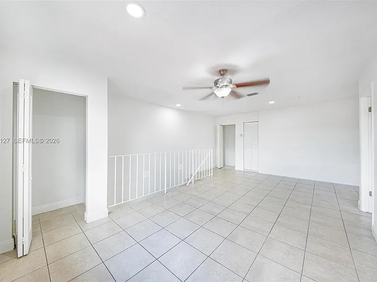 1283 W 42nd St #2 — Photo 4