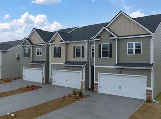 1307 Aura Ln, Lawrenceville, GA 30045