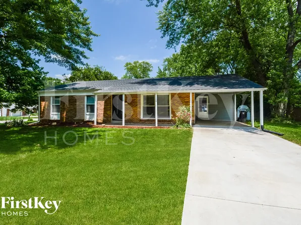 12465 Larkwood Dr, Saint Louis, MO 63146