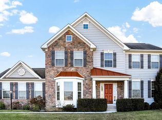 510 Creekside Blvd, Waynesboro, PA 17268