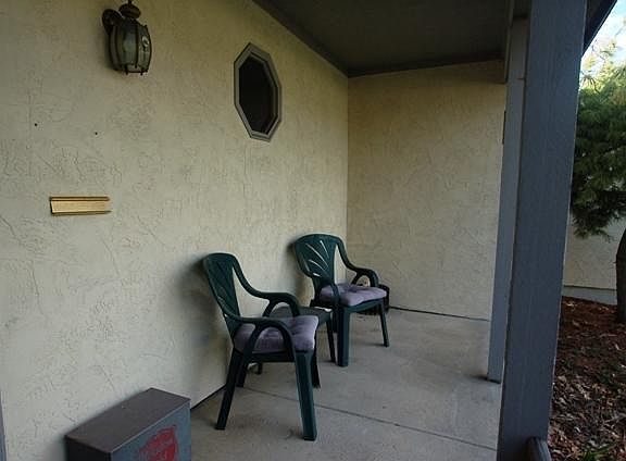 4th image of 5315 Sharon Ave
