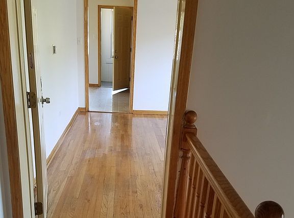 3rd image of 7139 S Rockwell St APT 1R