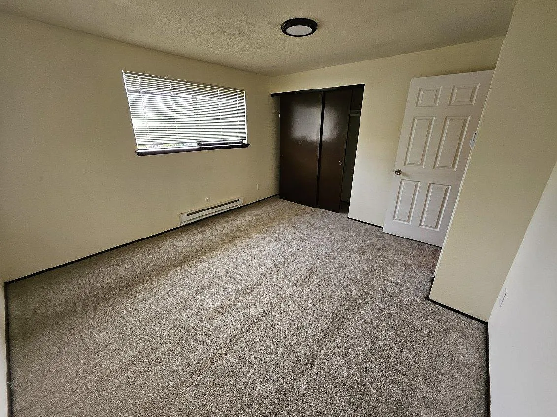 2 bed, 1.5 bath, 1000 sqft, $1,750 — Photo 3