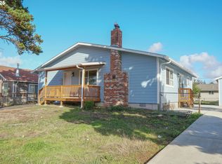 2469 Pine St, Seaside, OR 97138