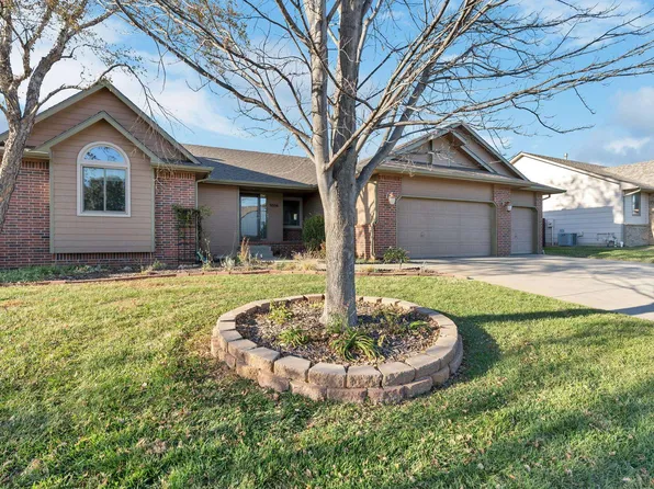 9506 E Elmwood St, Wichita, KS 67207