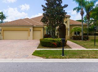 7039 Mandarin Dr, Boca Raton, FL 33433