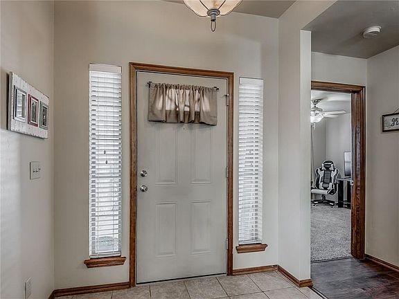 5th image of 4108 Hunterfield Ave