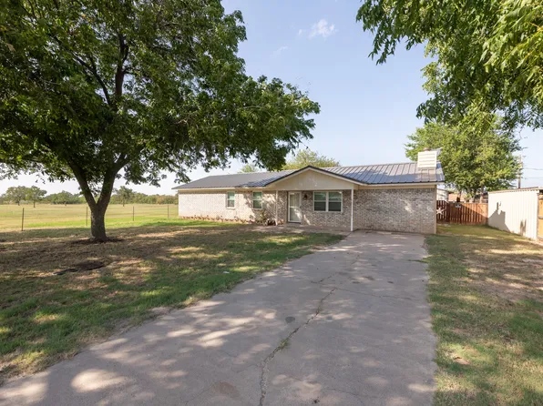 506 N Belmont Ave, Petrolia, TX 76377